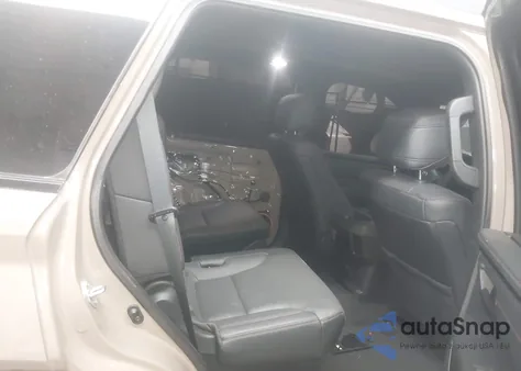 2025 Toyota Sequoia Trd Pro z USA, uszkodzony, nr VIN 7SVAAABA6SX057395